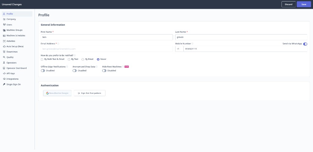 Profile settings showing general information, notification preferences, and authentication options