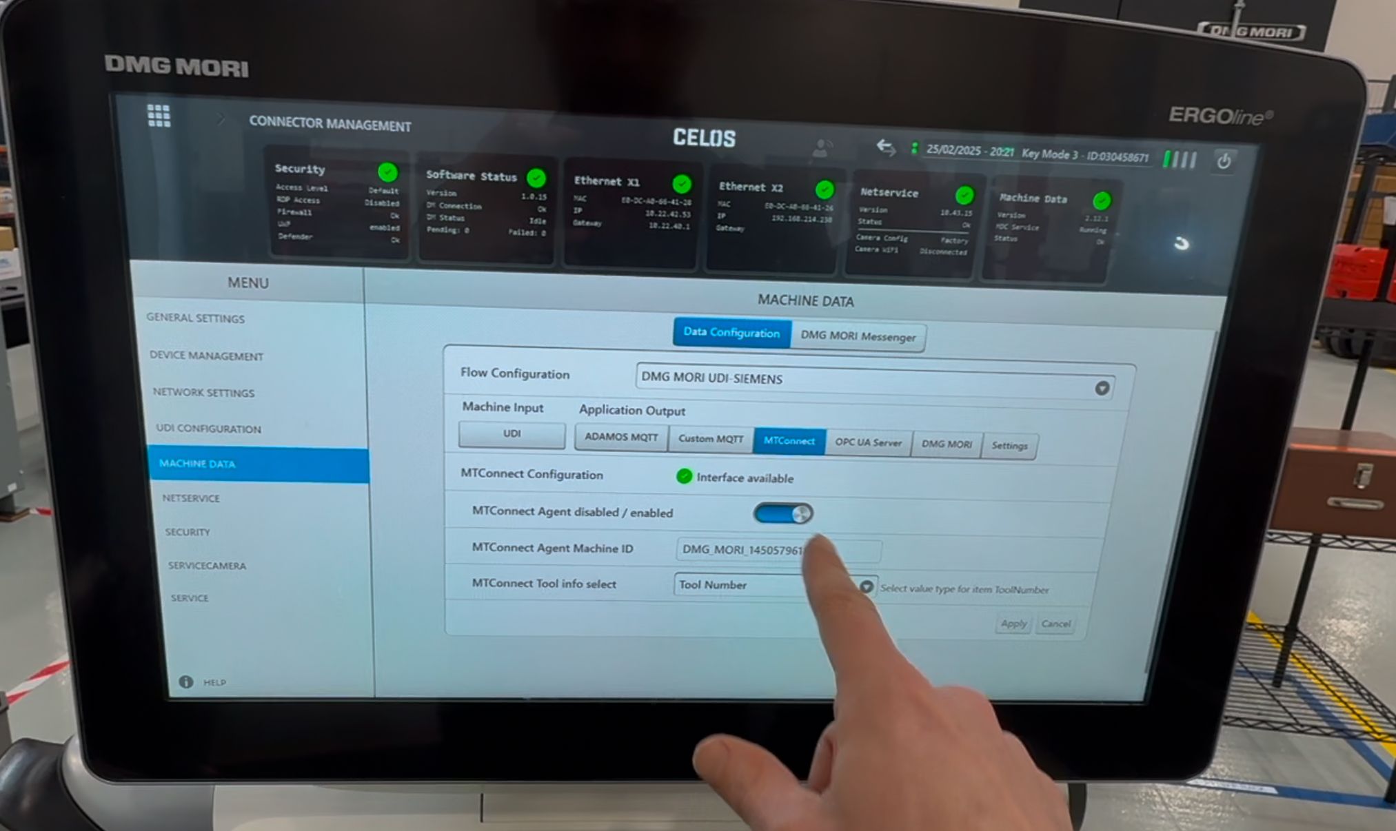 Connector Management — Machine Data showing MTConnect enabled with machine ID and tool info settings